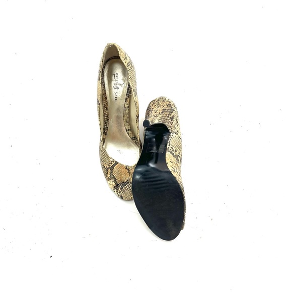 Kelly & Kate Women’s Tan Heels Animal Skin Print 9.5 - Picture 3 of 7